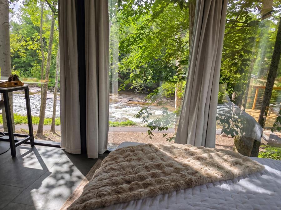 The Overlook at Tàberg Falls